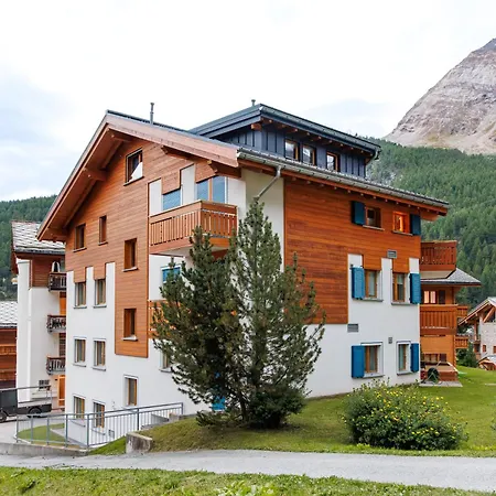 Dominic A Apartment *